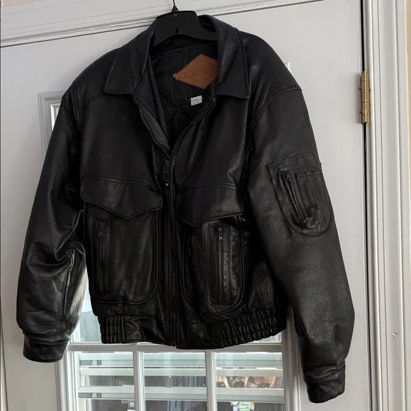 Vintage Weekends Black Genuine Leather Moto Bomber Jacket - Men's Size Medium - Picture 3 of 12